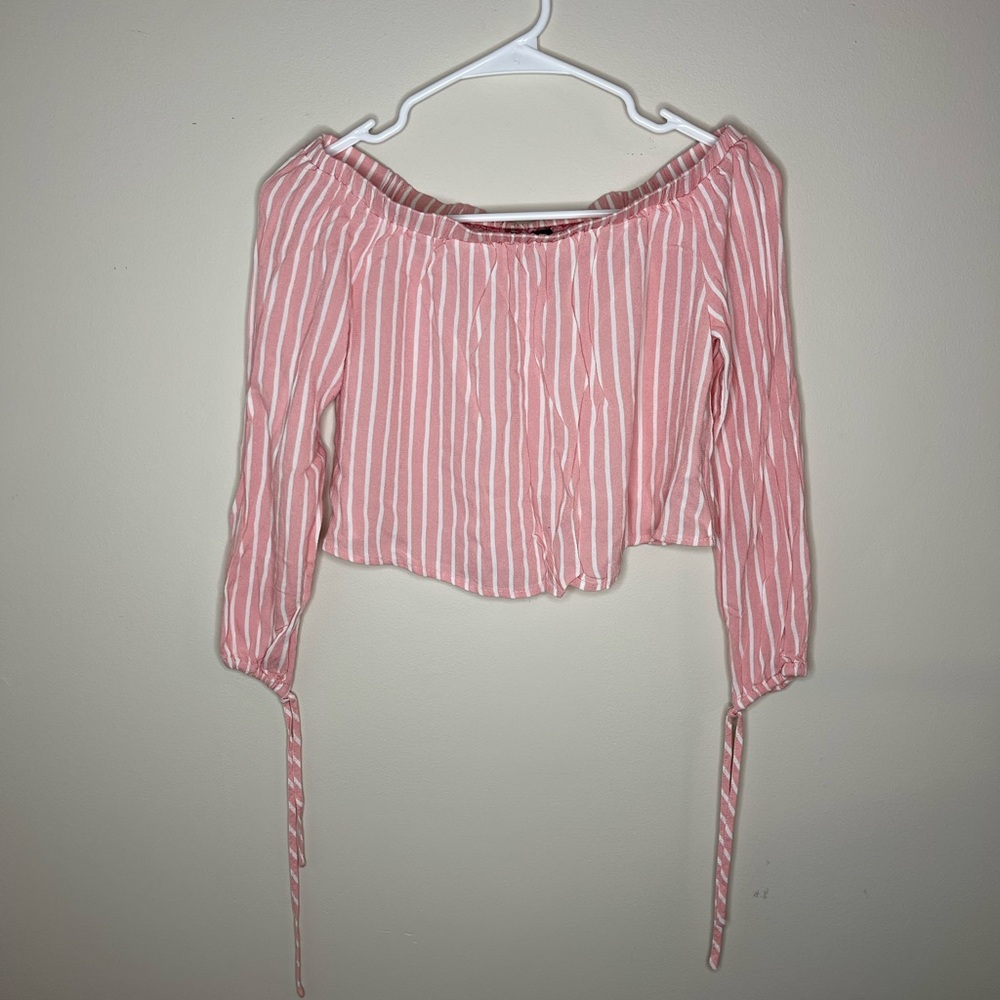 Kendall & Kylie Off-the-Shoulder Top!